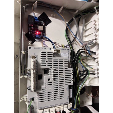 Platine als Beispiel verbaut in einer Brötje Heizung.